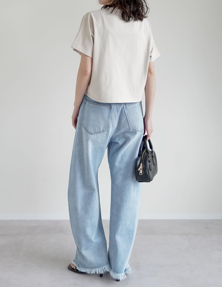 セミクロップド半袖Tシャツ