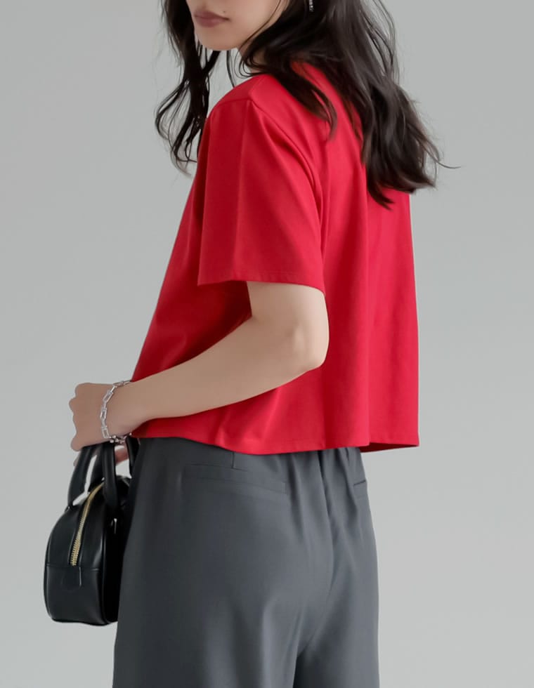 セミクロップド半袖Tシャツ