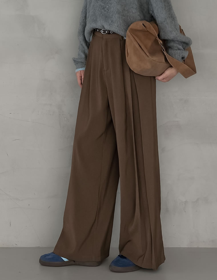 タックプリーツワイドパンツ