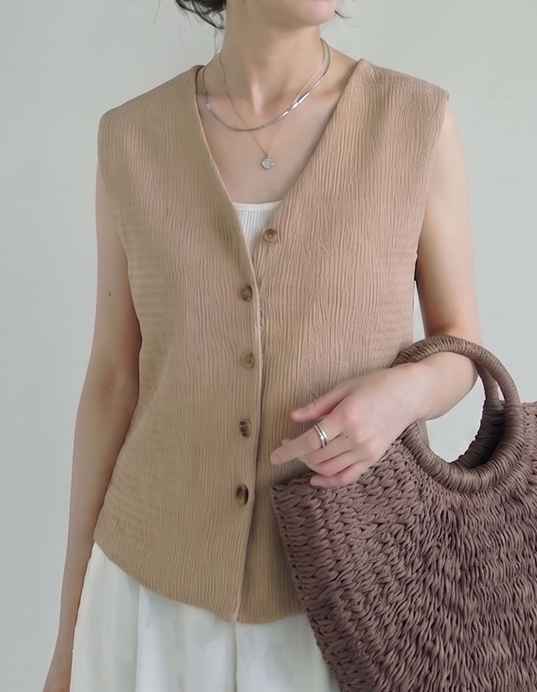 カットジャガードノーカラージレベスト