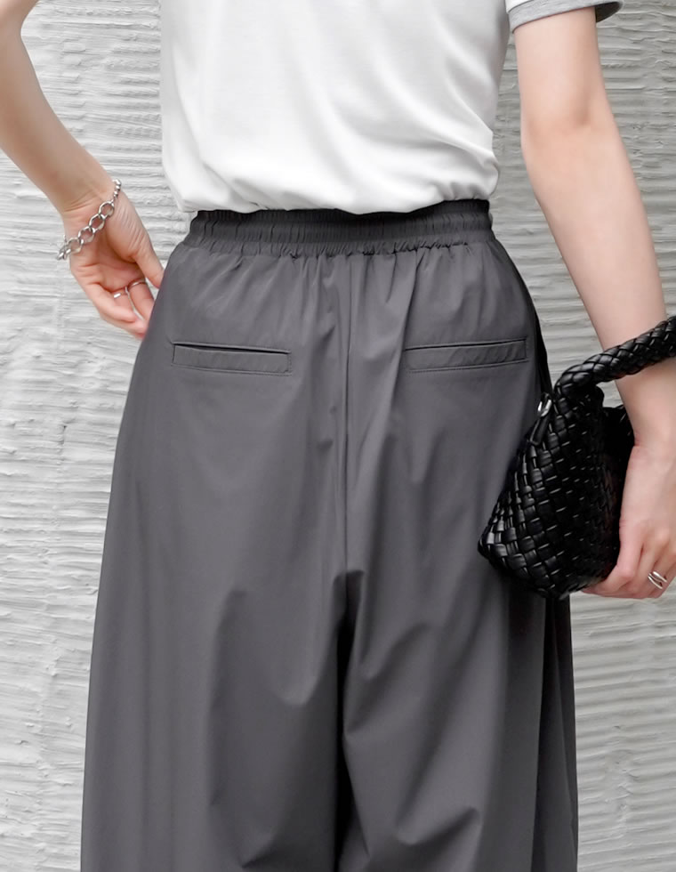 ウエストドロストバレルレッグパンツ