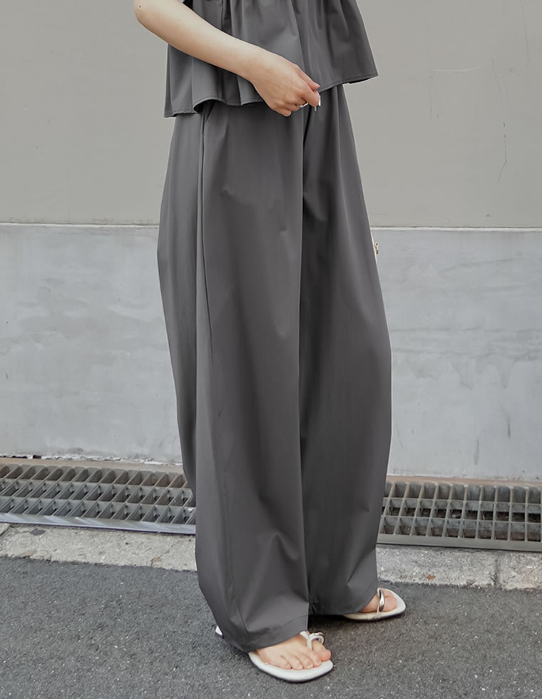 ウエストドロストバレルレッグパンツ