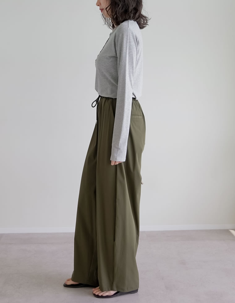 ウエストドロストバレルレッグパンツ