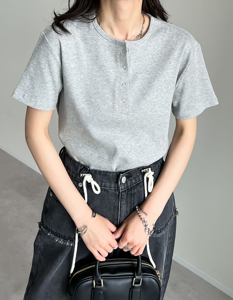 テレコリブドットボタンTシャツ