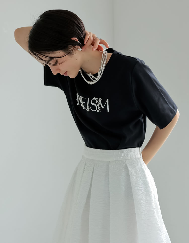 スムースパール刺繍ロゴTシャツ