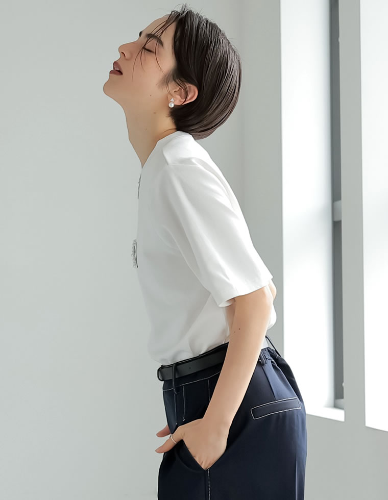 スムースパール刺繍ロゴTシャツ