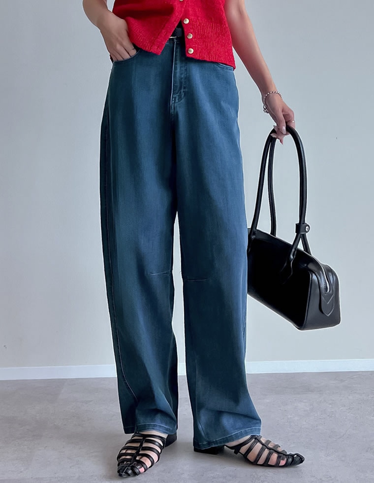 エアリーストレッチバレルレッグパンツ