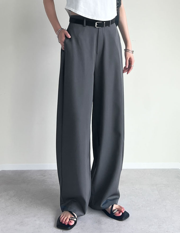 冷感ツイルバレルレッグパンツ