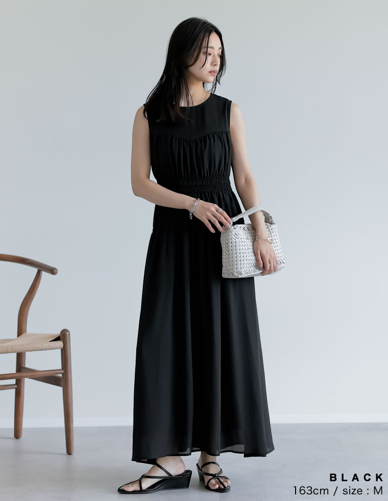 シフォンギャザーデザインワンピース
