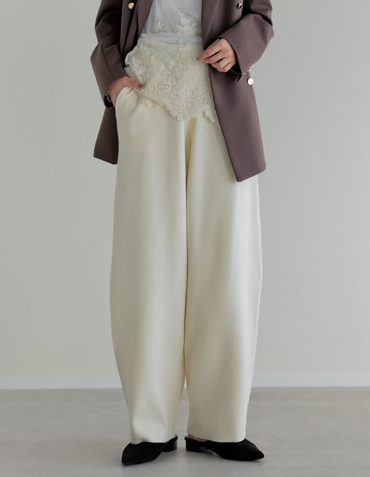 ニットバレルレッグカーブパンツ