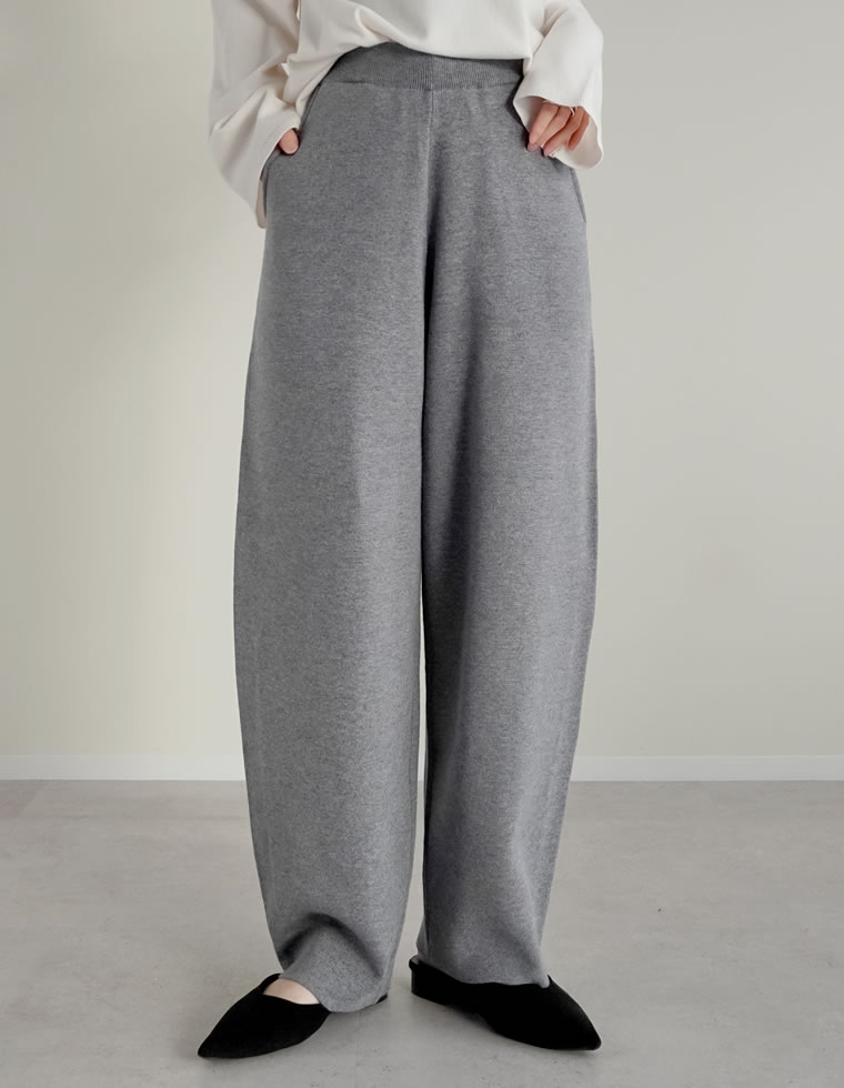 ニットバレルレッグカーブパンツ