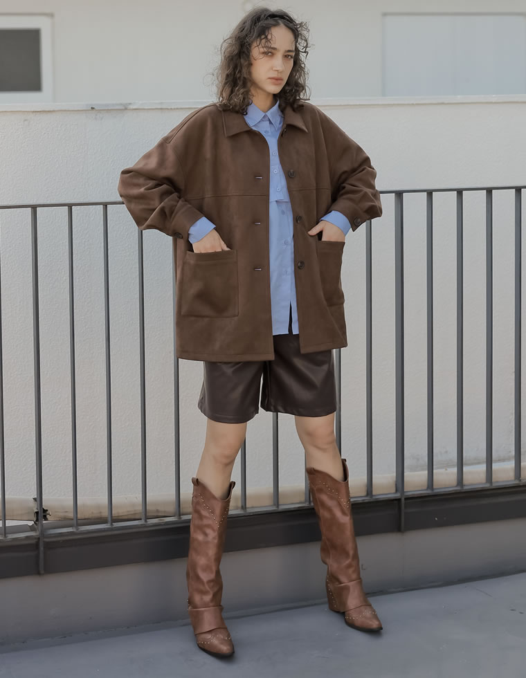 フェイクレザータックハーフパンツ