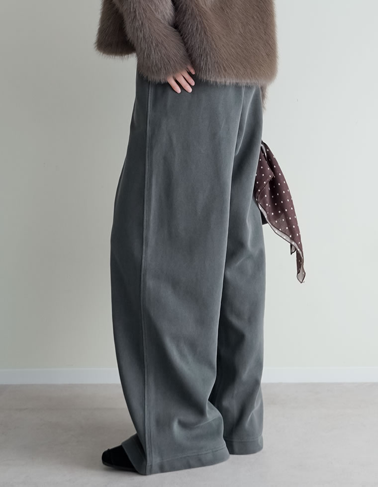 ライトダンボールワイドパンツ