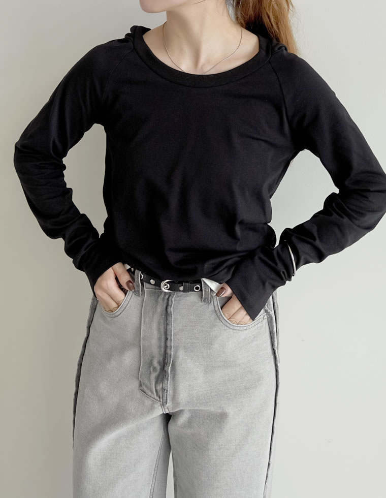 フード付き長袖トップス
