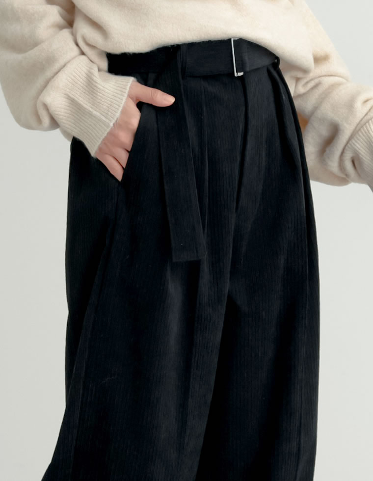 コーデュロイワイドストレートパンツ