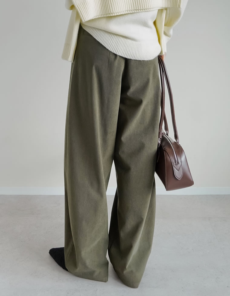 コーデュロイバレルレッグカーブパンツ
