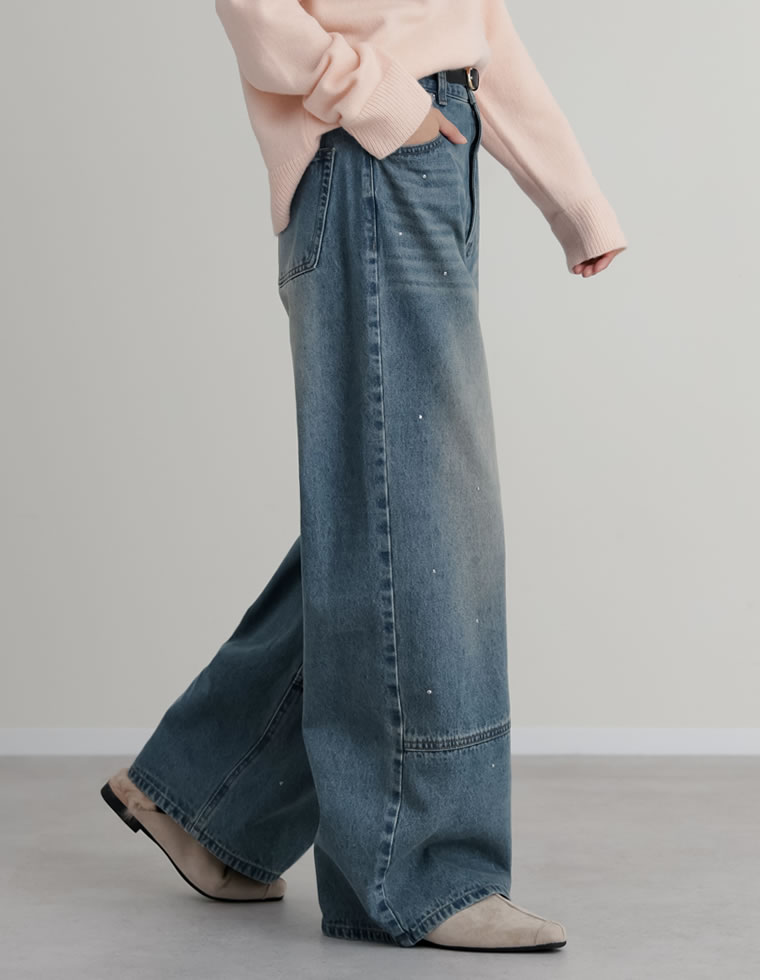 メタルストーン付きワイドストレートデニム