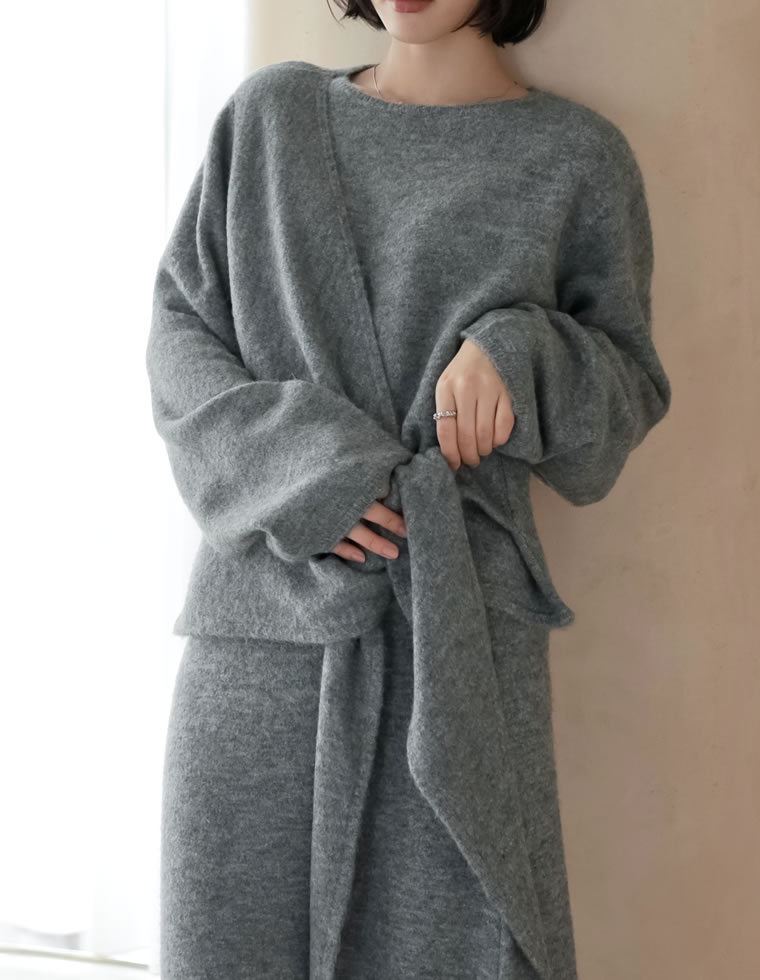 カシミヤタッチカシュクールニットアップ