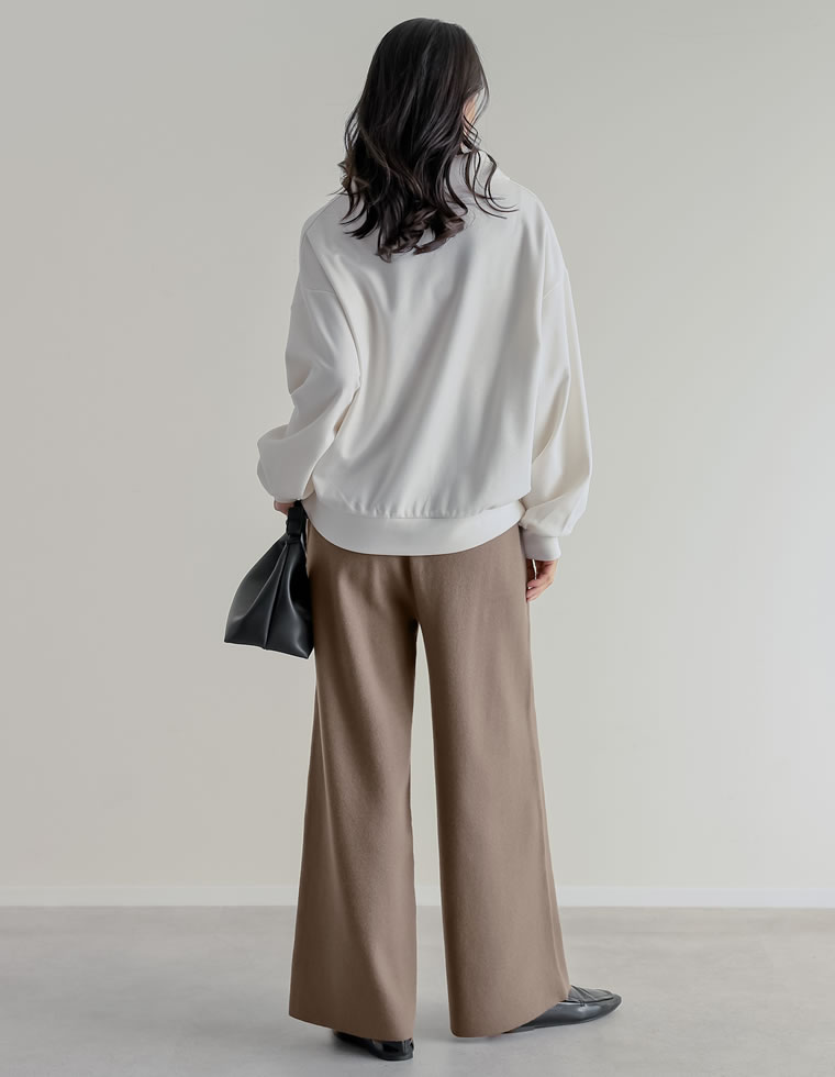 ベルトループ付きニットパンツ