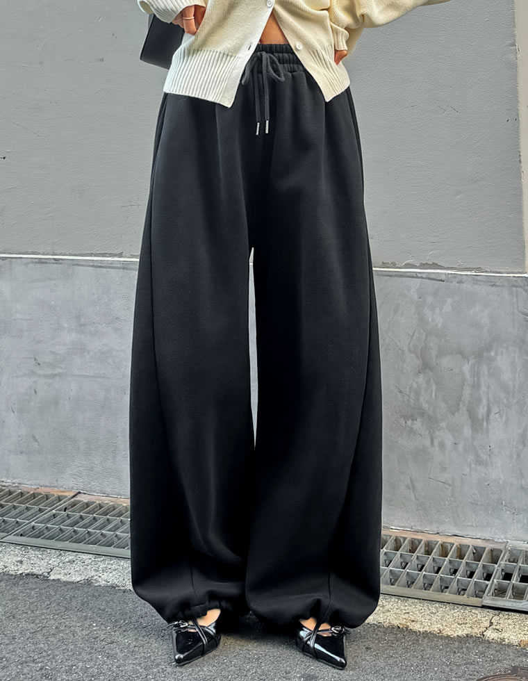 裏起毛スウェットタックバルーンパンツ