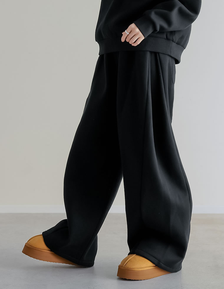 裏起毛スウェットタックバルーンパンツ