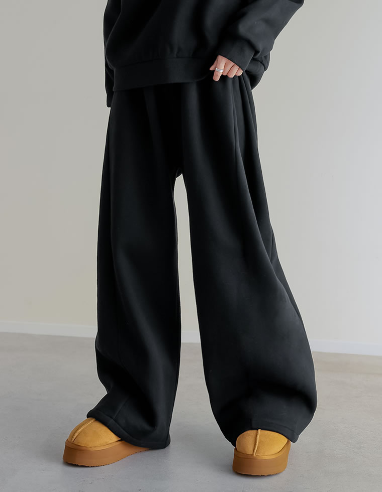 裏起毛スウェットタックバルーンパンツ