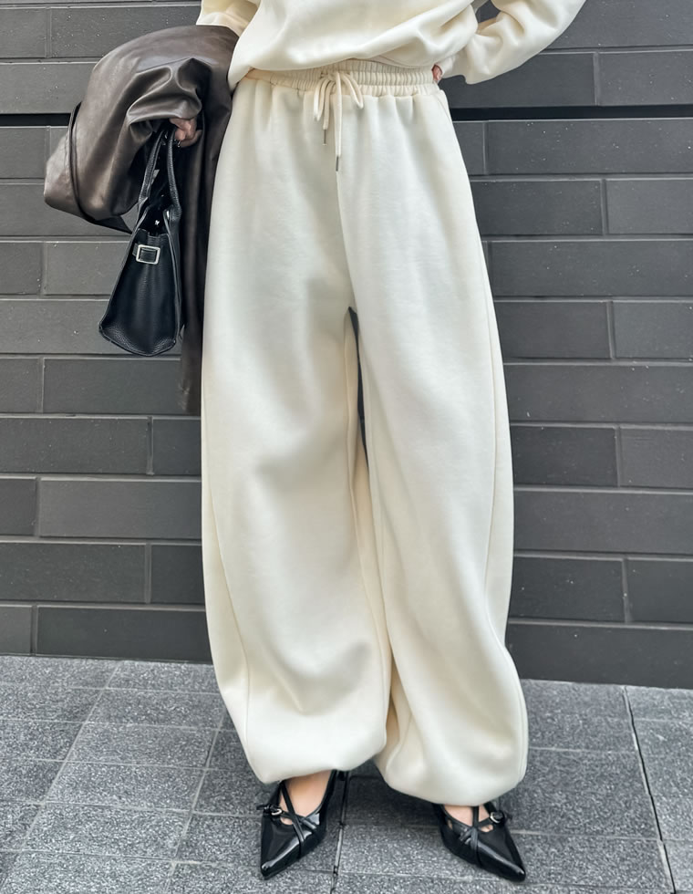 裏起毛スウェットタックバルーンパンツ