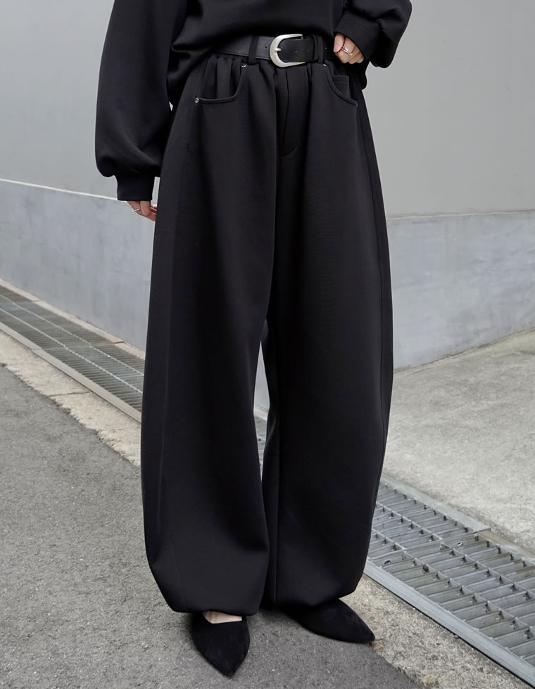 リベット付きダンボールワイドパンツ