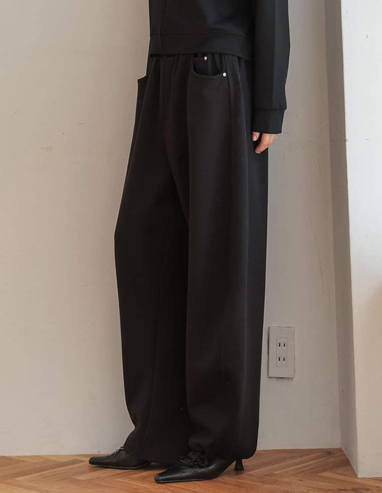 リベット付きダンボールワイドパンツ
