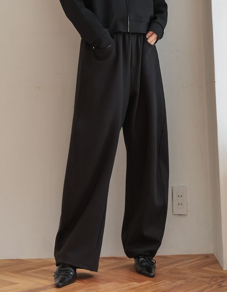 リベット付きダンボールワイドパンツ