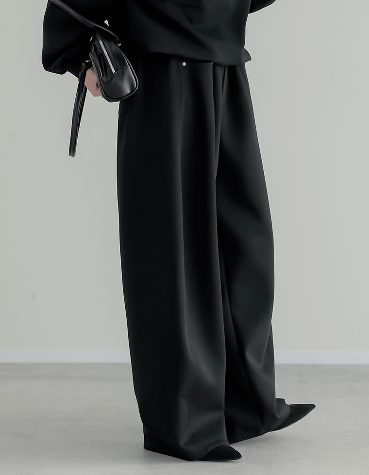 リベット付きダンボールワイドパンツ