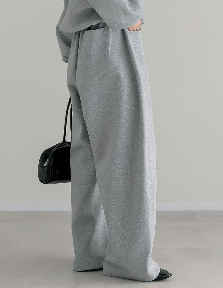 リベット付きダンボールワイドパンツ