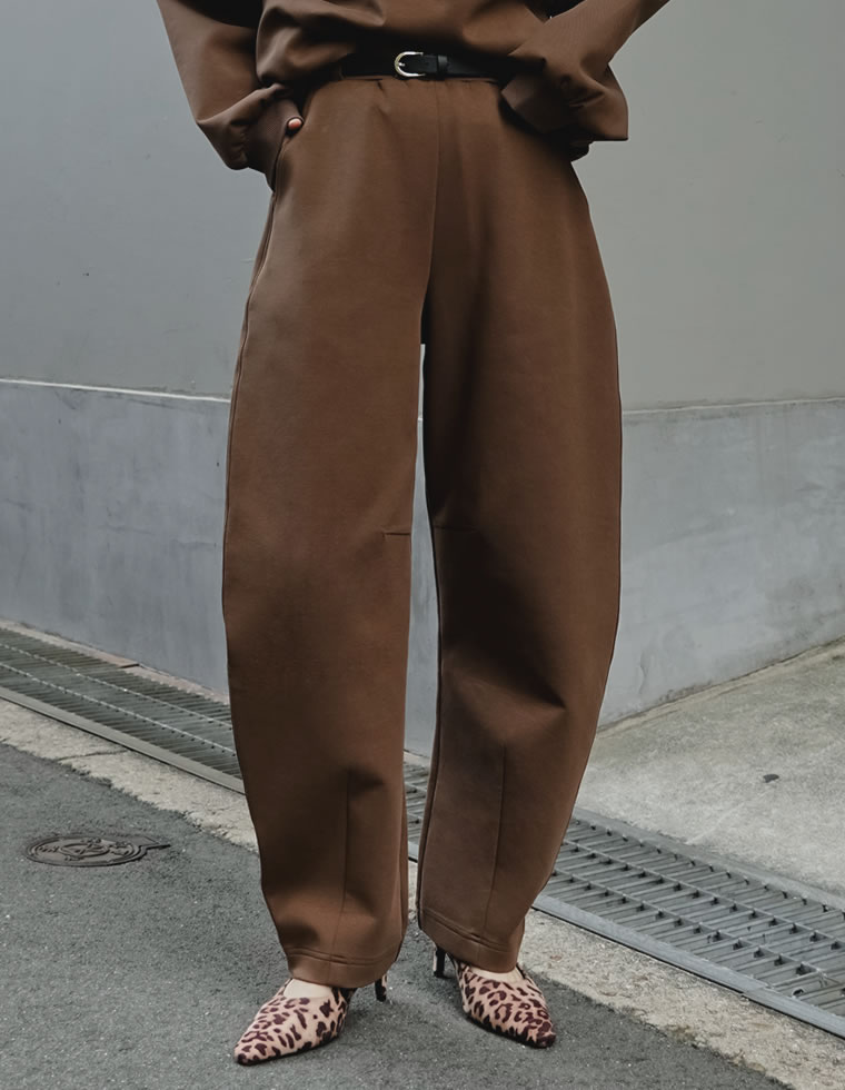 ベルトループ付きダンボールカーブパンツ