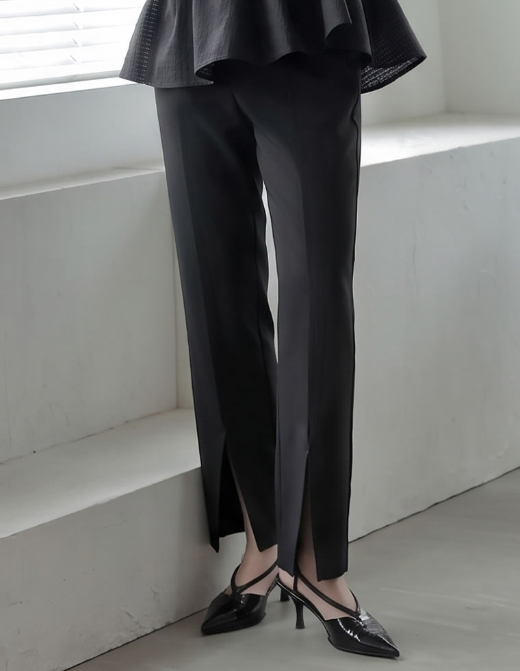 ダブルクロススリットテーパードパンツ