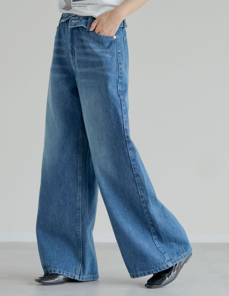 折り返しウエストワイドデニムパンツ