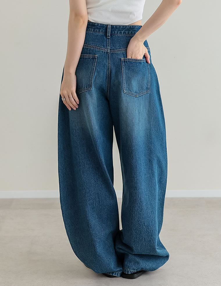 バルーンワイドデニムパンツ