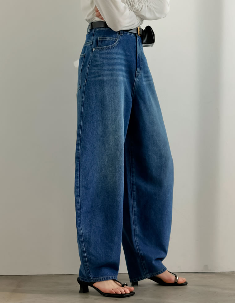 バルーンワイドデニムパンツ
