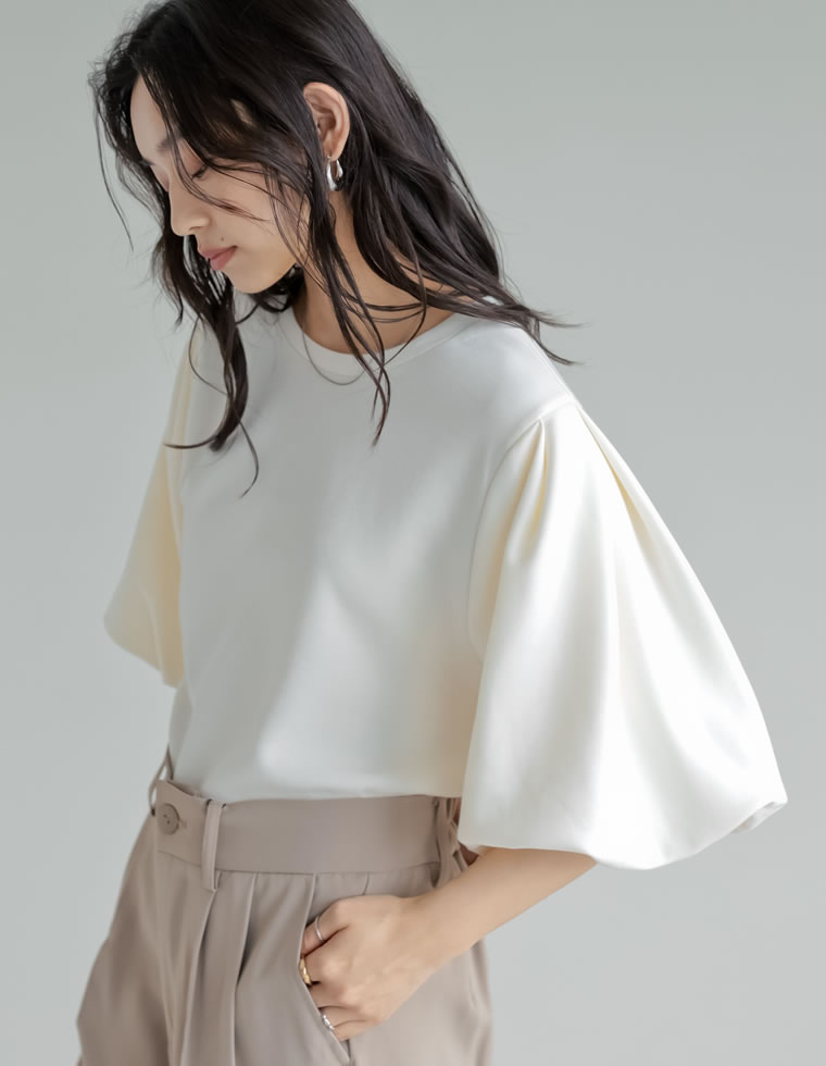 マシュマロポンチ半袖バルーン袖トップス