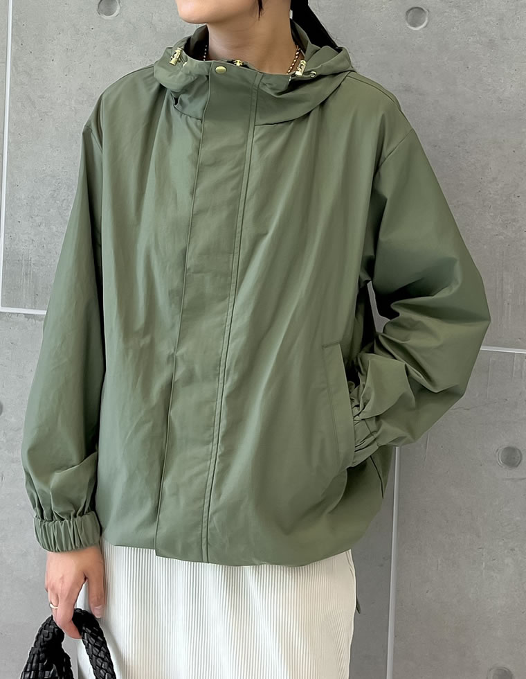 マウンテンパーカー
