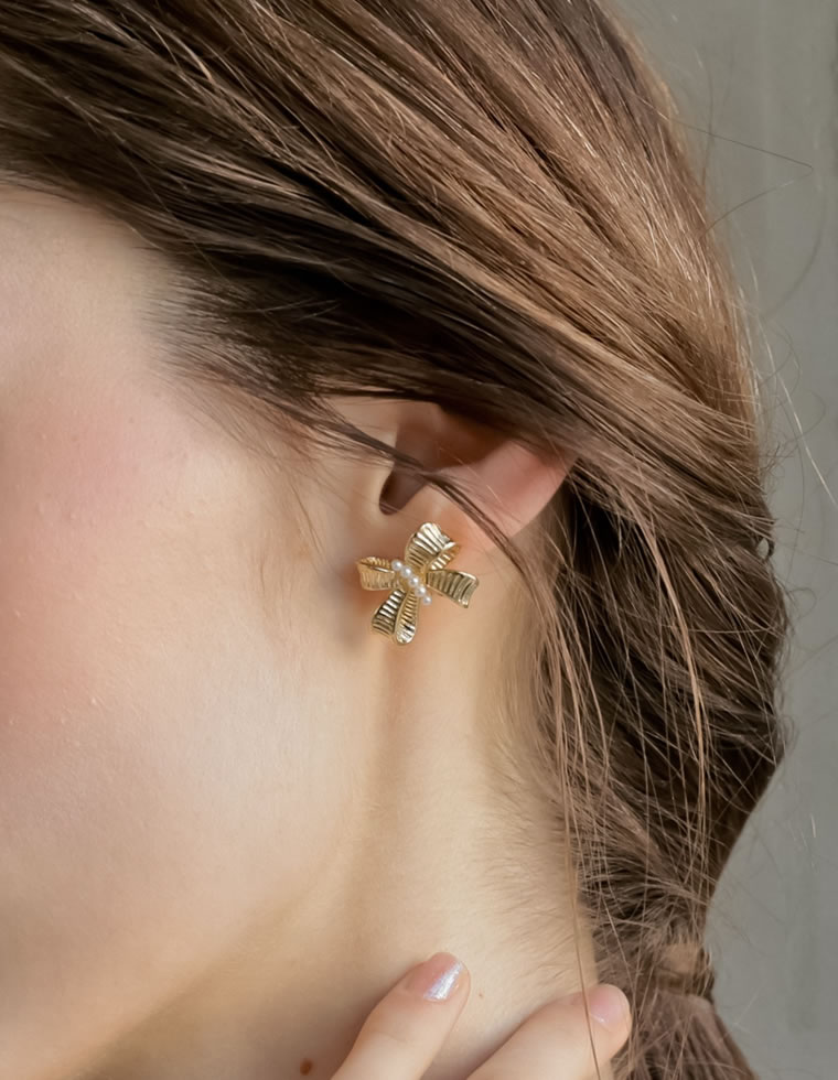 メタル×フェイクプチパールリボンピアス