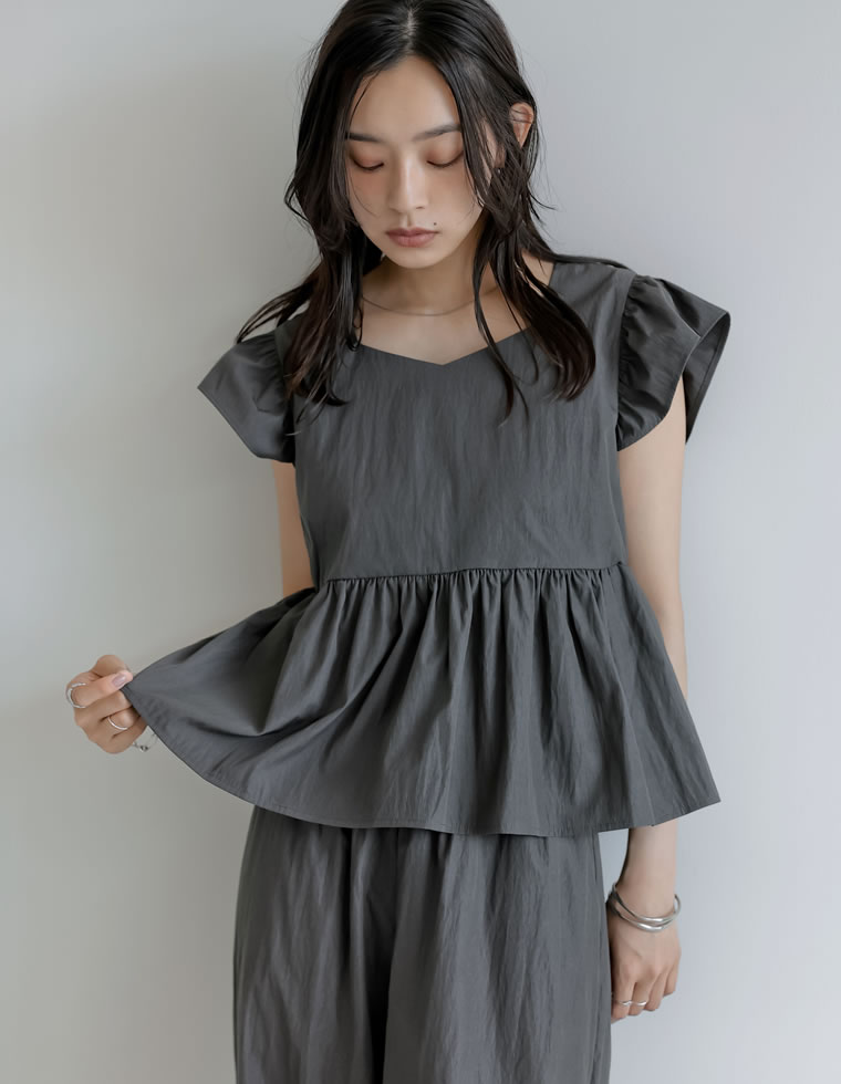 フリルスリーブトップス×パンツセット