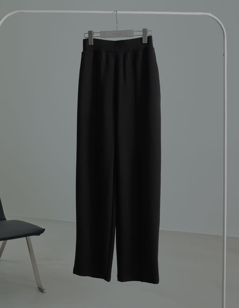 ダンボールピンタックテーパードパンツ