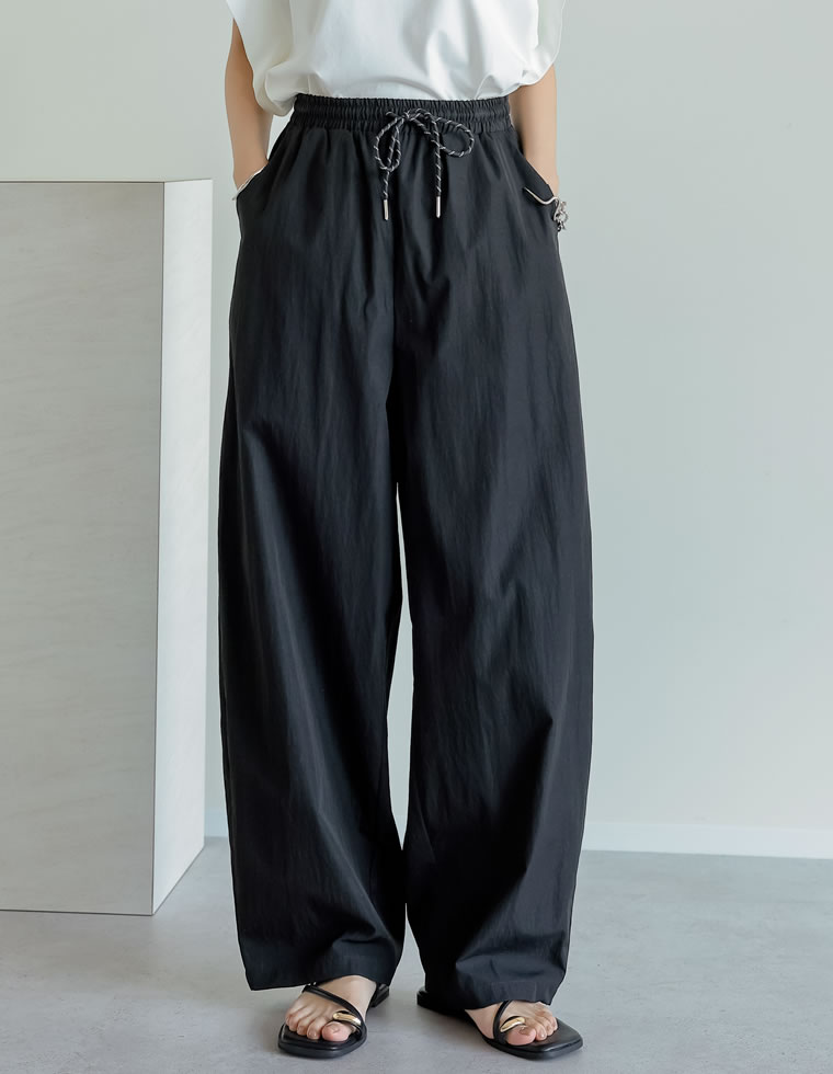 撥水加工パラコードバレルレッグパンツ