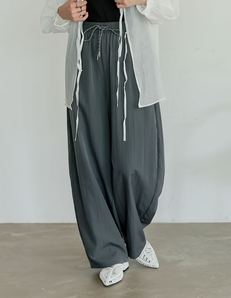 撥水加工パラコードバレルレッグパンツ