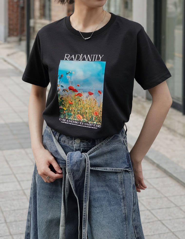 フラワーフォトプリントTシャツ