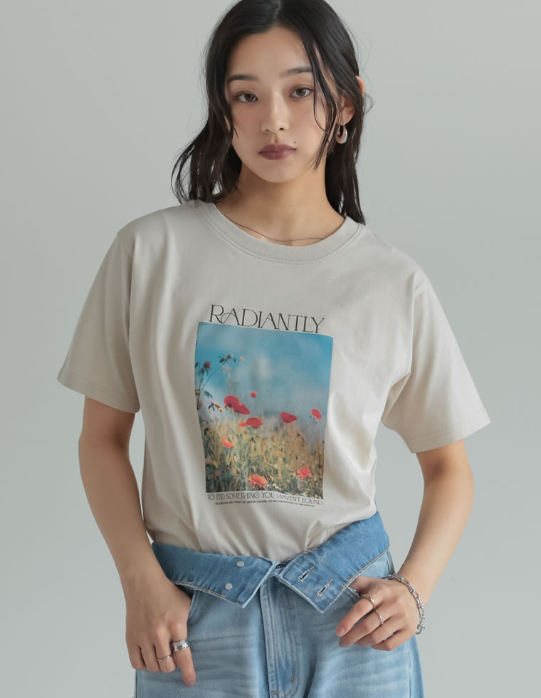 フラワーフォトプリントTシャツ