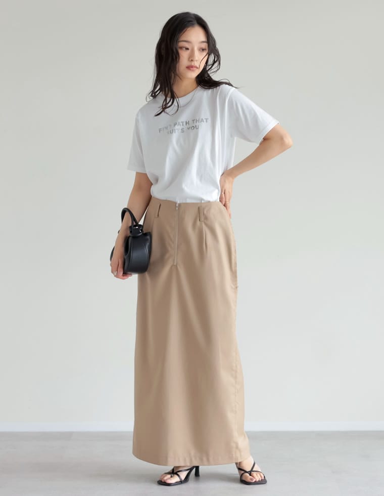 プレーティング天竺スローガンTシャツ