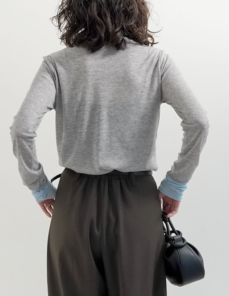 配色レイヤードライクシアートップス