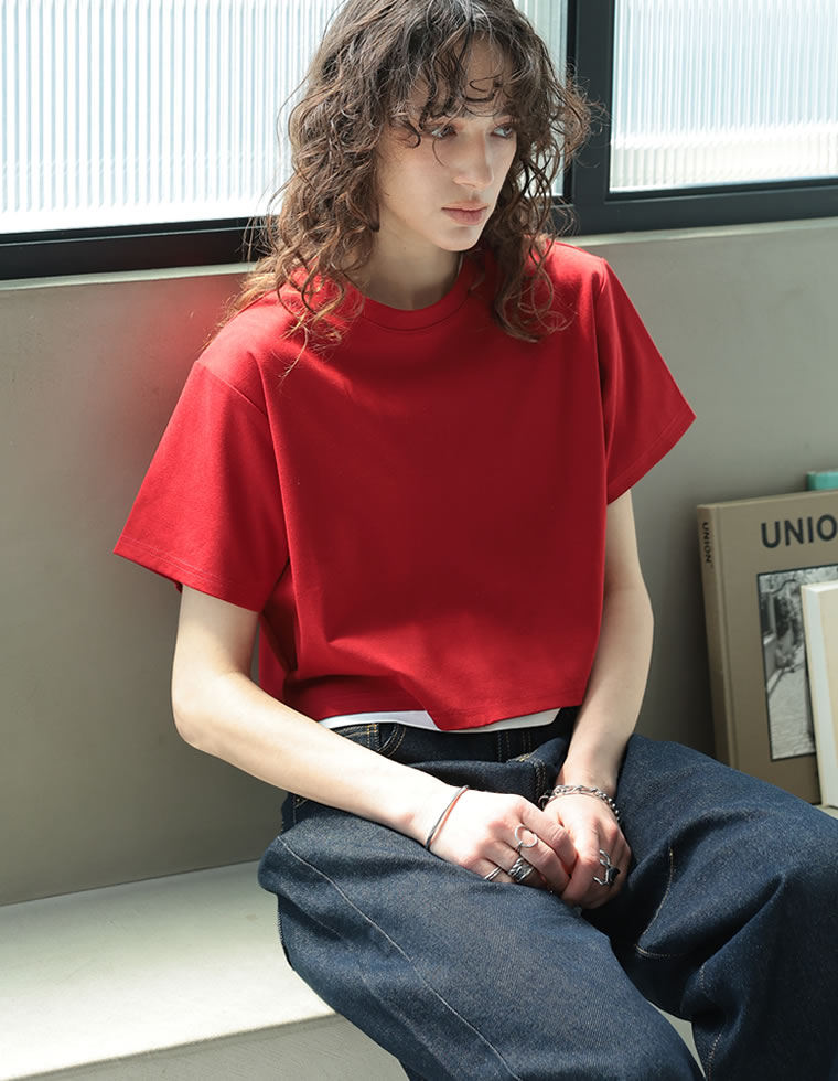 セミクロップド半袖Tシャツ