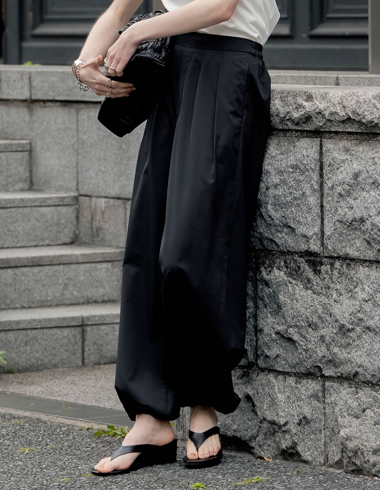 裾ドロストボリュームバルーンワイドパンツ